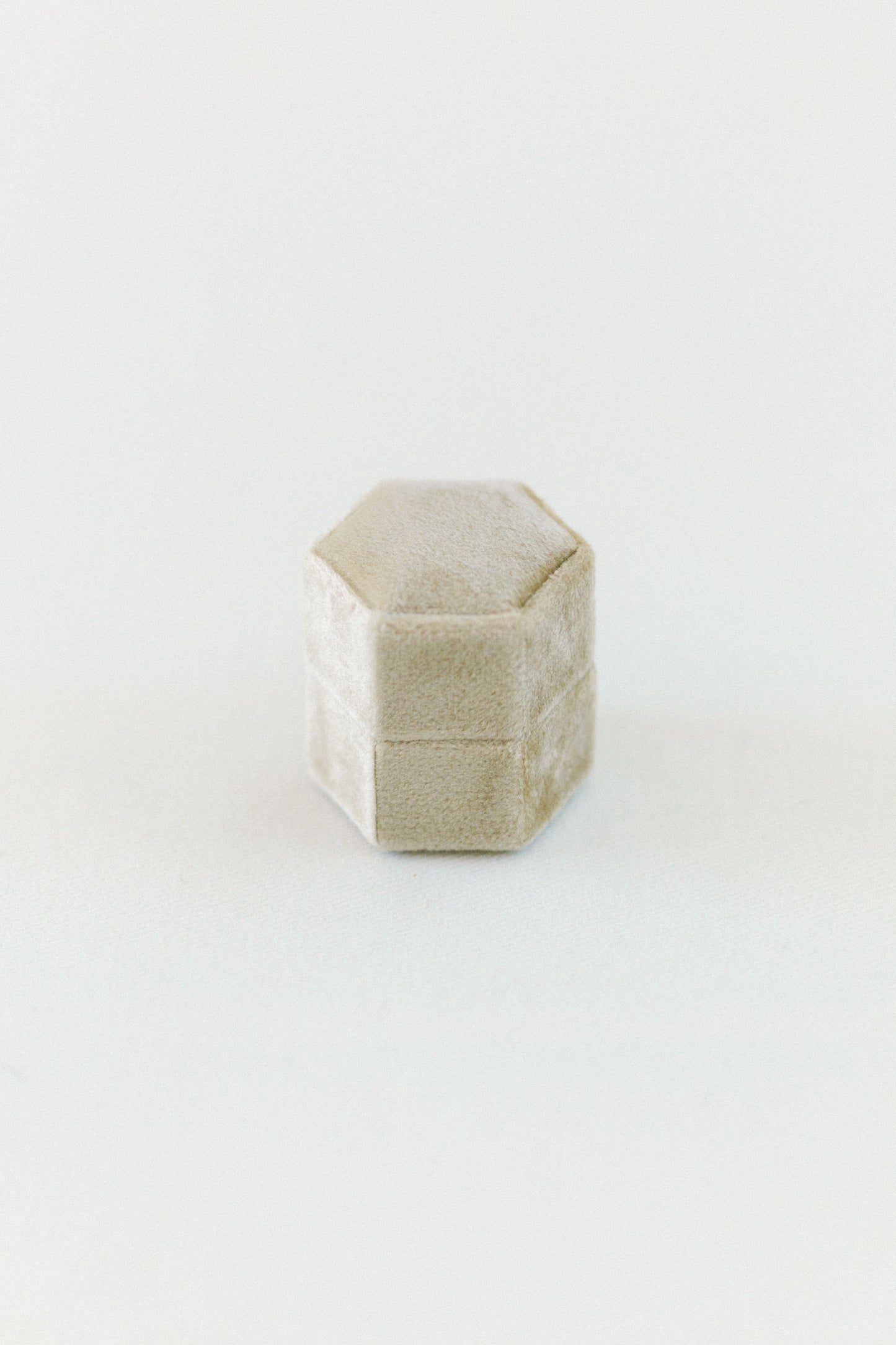 Ring Box - boite à bague en velours - Beige